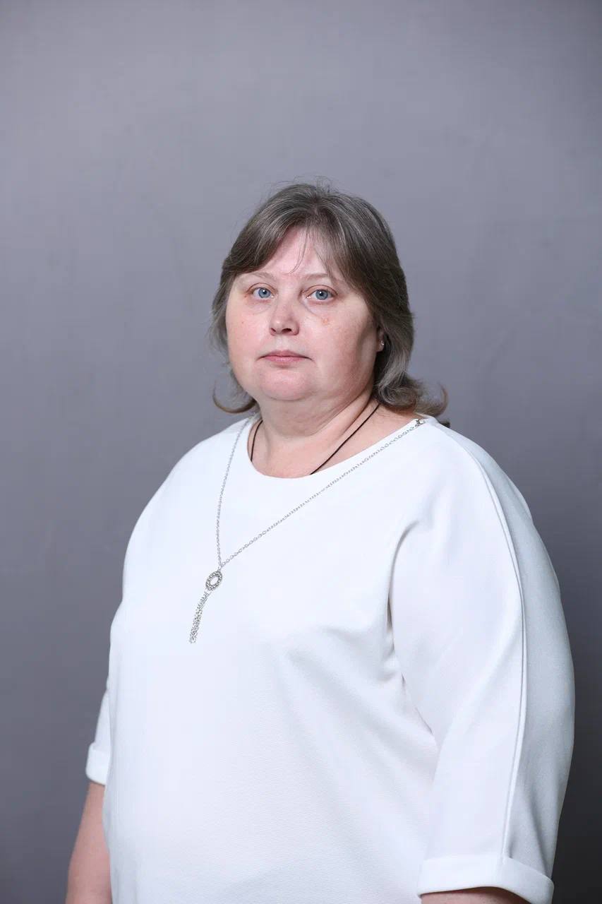 Овсянникова Елена Васильевна.
